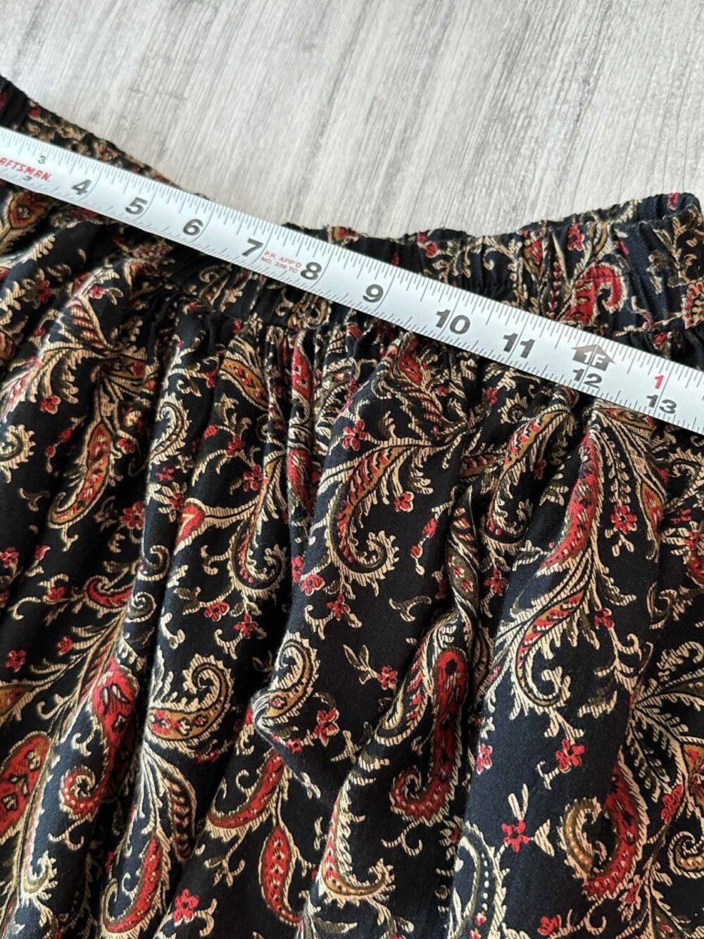Share Vintage Howard Wolf Paisley Floral Black Red Maxi Skirt Sz 10 Boho Flowy - Picture 5 of 5